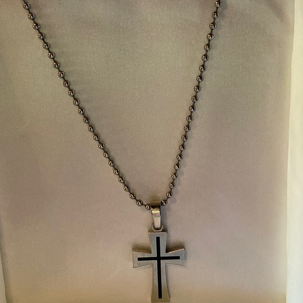 Silver cross necklace